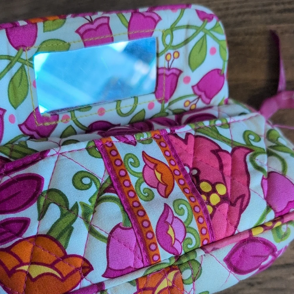 Vera Bradley Pink Tulip Cosmetic Case Makeup Bag Inside Mirror 4x8           M54